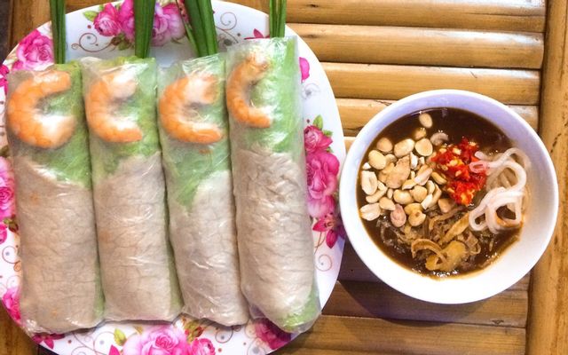 Goi Cuon (Vietnamese Fresh Spring Rolls)