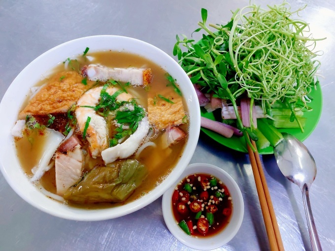 Vietnam has 22 dishes among the 100 best soups in Southeast Asia